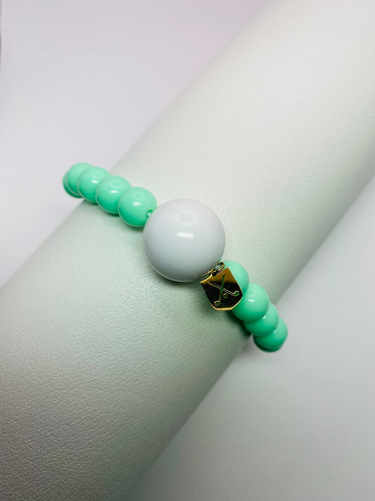 Golf Stroke Counter Bracelet - LIGHT GREEN - X-Large 20 mm Middle Bead